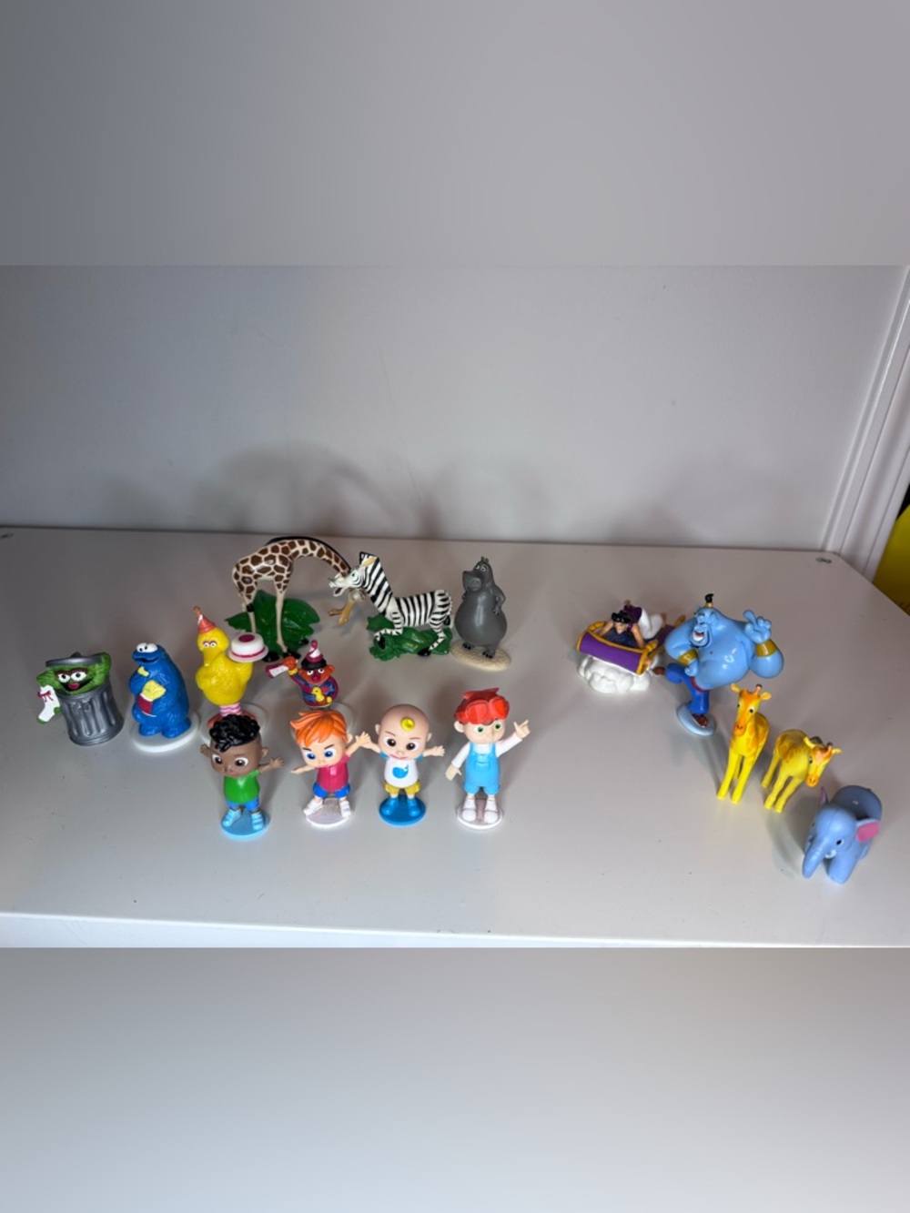 Vintage cake toppers, figures like new!